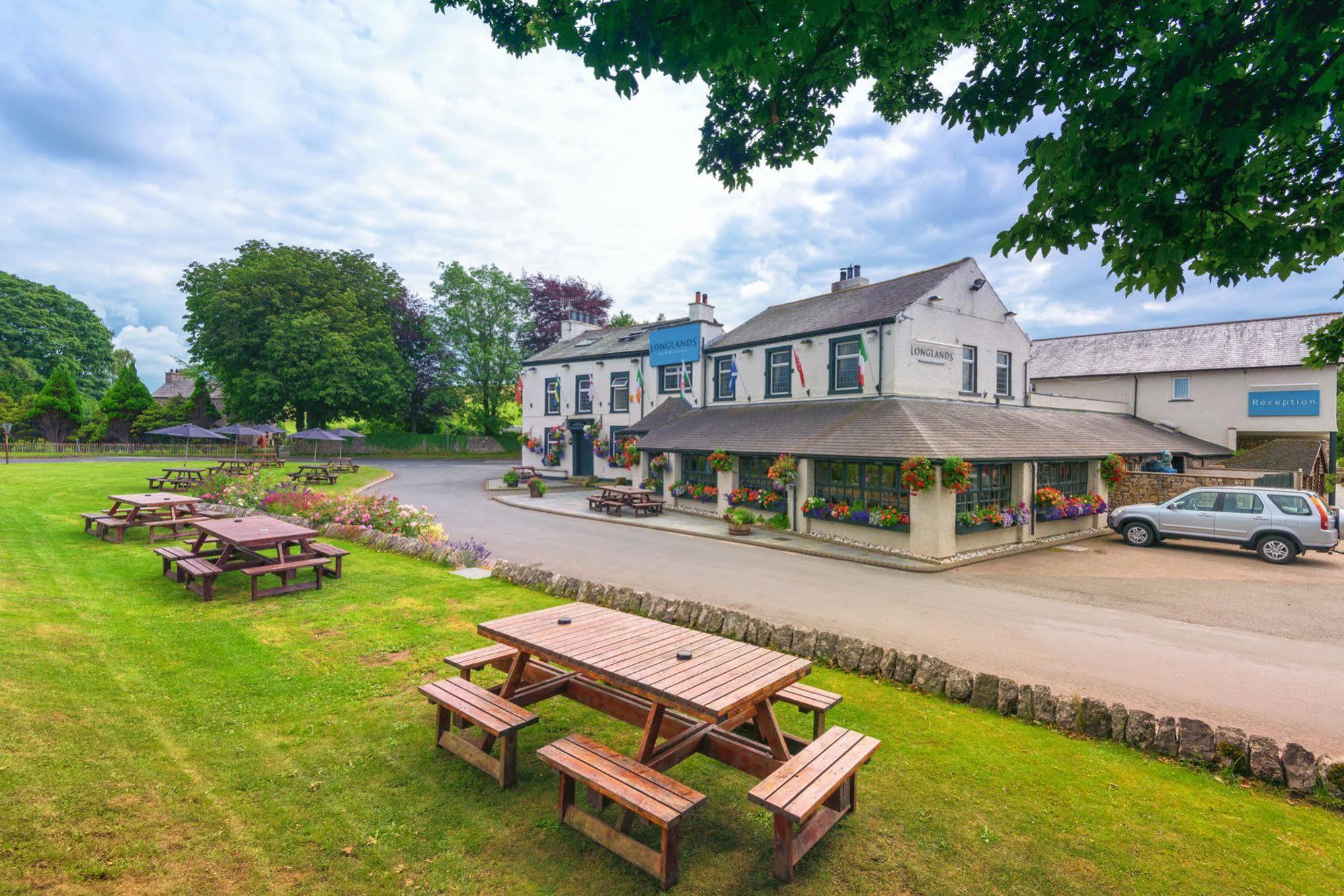 Longlands Inn & Cottages Carnforth Exterior foto The Old Drum Inn
